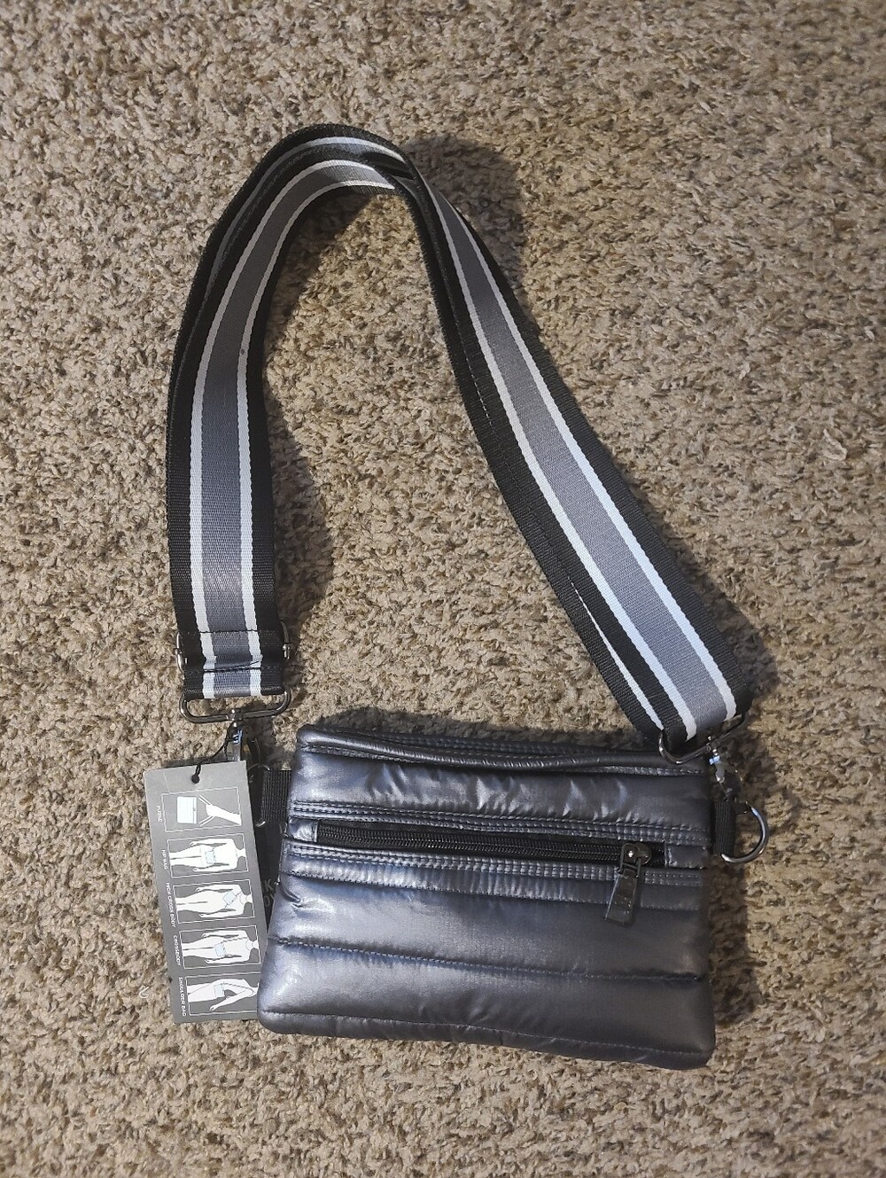 Think Royln Bum Bag/Crossbody - Picture 4 of 5
